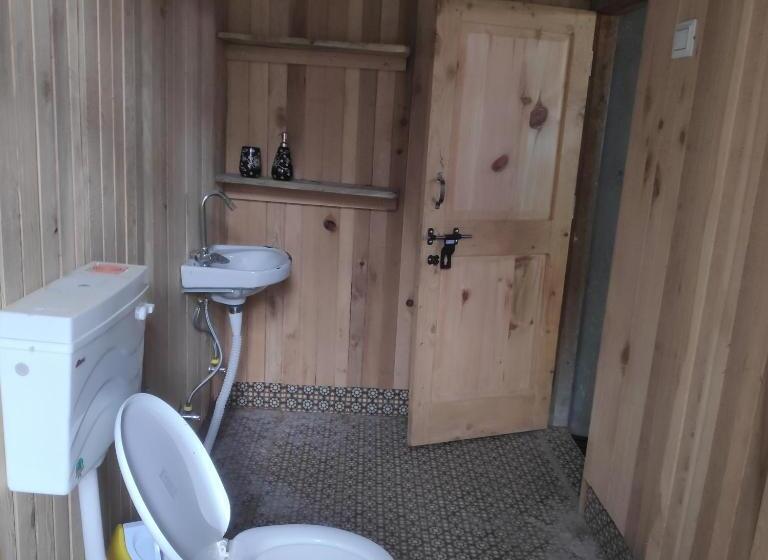 Номер Deluxe, Sukun Hostel