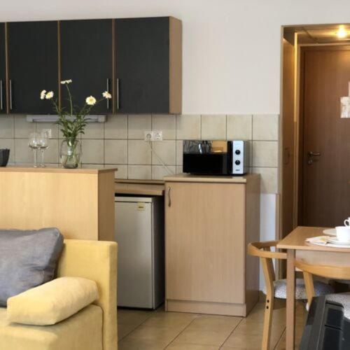 Апартаменты 1 Спальня с Балконом, Bóbita Apartman