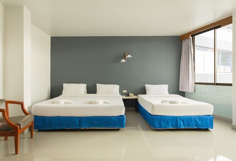 디럭스 트리플 룸, City Hotel Krabi