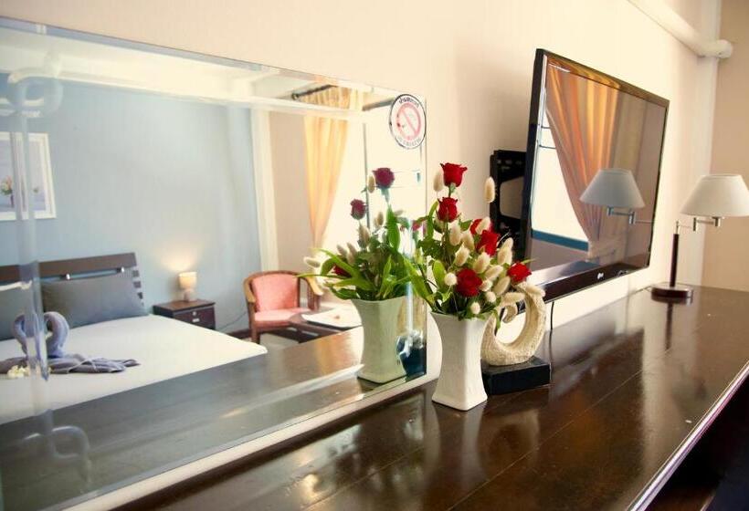 Номер Стандарт, Golden Guesthouse By The Beach Cha Am