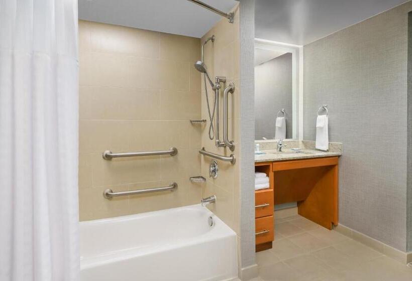 سوئیت برای معلولان, Hyatt House Fort Lauderdale Airport/cruise Port