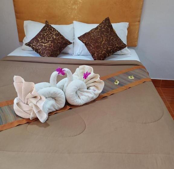 标准间, Poonsap Resort