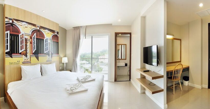 수피리어 룸, Ratana Hotel Rassada, Phuket Town  Sha Extra Plus