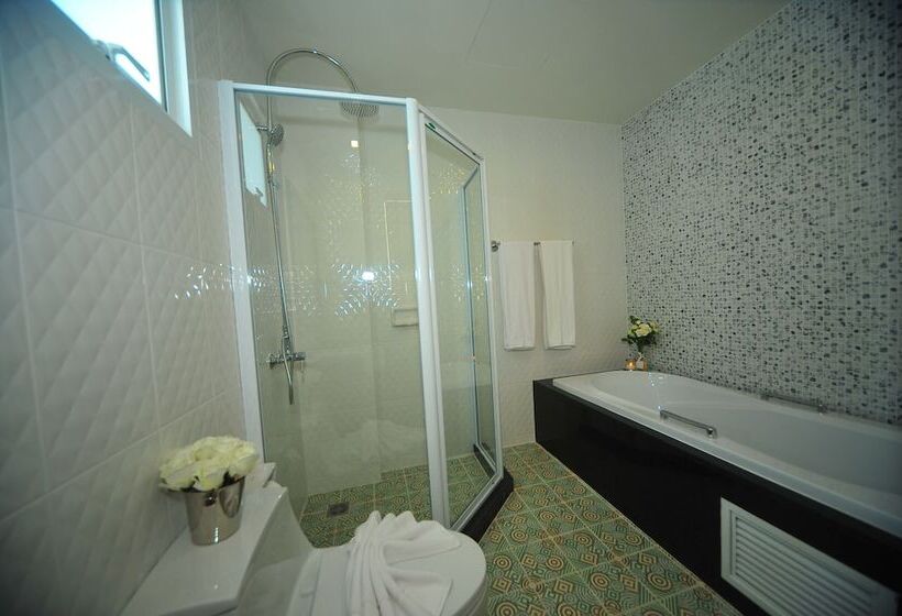 패밀리 스위트, Ratana Hotel Rassada, Phuket Town  Sha Extra Plus