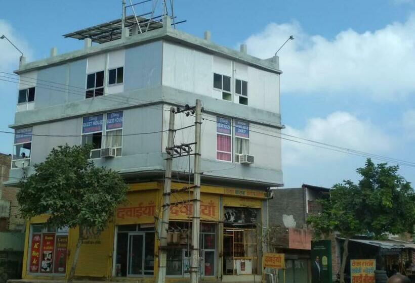 三人经典房间, Spot On Stacy Guest House