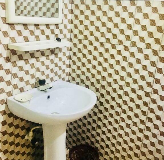 Номер Стандарт с Балконом, New Land Guest House