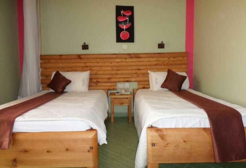 اتاق استاندارد, Pinebreeze Holiday Resort