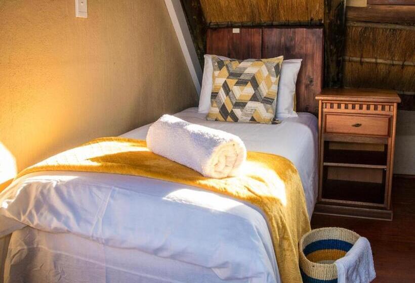 Апартаменты 3 Спальни, Impala Cottage