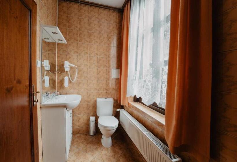Номер Стандарт Трехместный, U Lípy