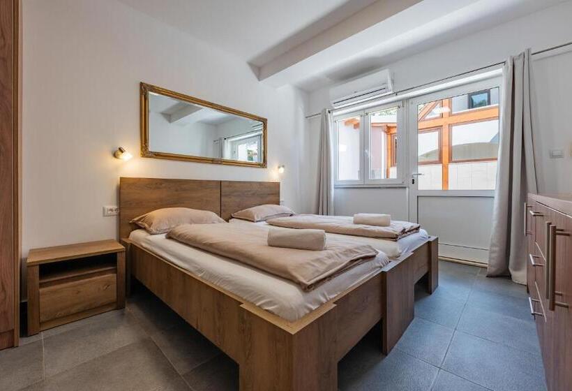 Номер Комфорт, Aparthotel Plat