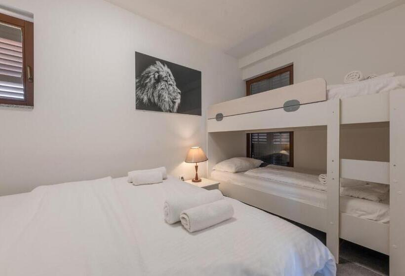オーシャンビューバルコニー付スタンダードワンルーム, Aparthotel Plat