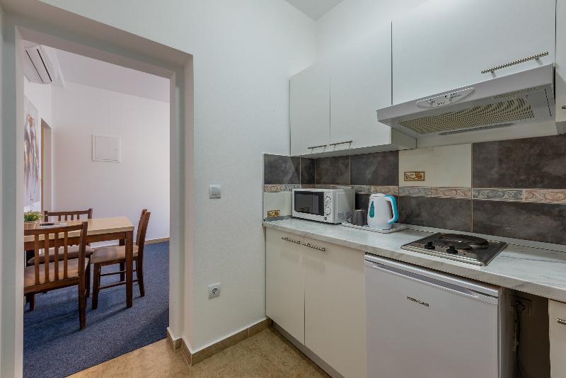 Студио Стандарт с Балконом, Aparthotel Plat