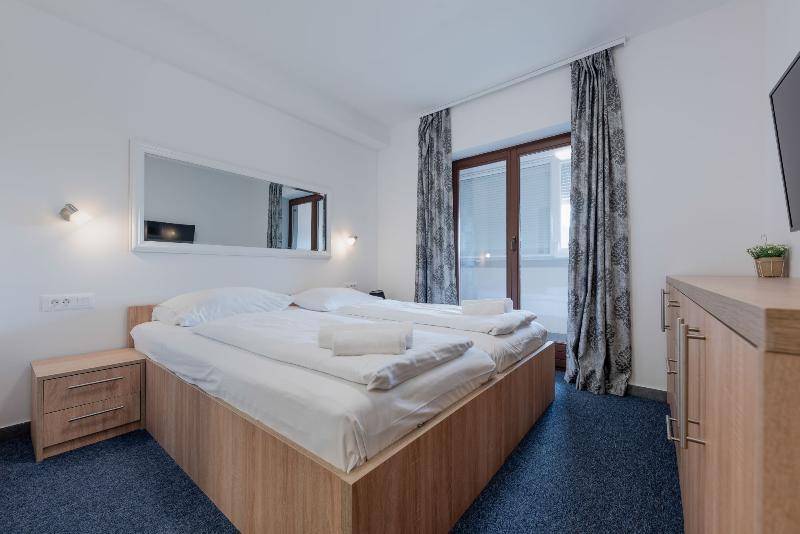Семейный Номер, Aparthotel Plat