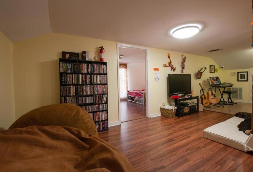חדר קלאסי עם נוף עירוני, Hostel Auberge Nola