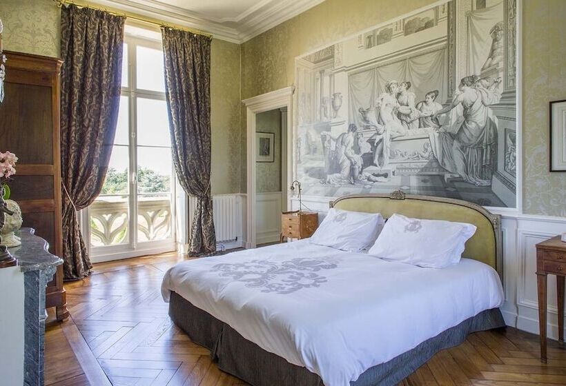 Люкс Повышенной Комфортности, Château Des Tesnières