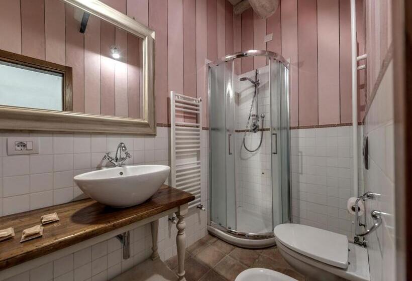 トリプルクラシックルーム, Agriturismo La Forra