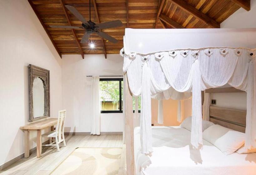 Бунгало Deluxe, Bodhi Tree Yoga Resort