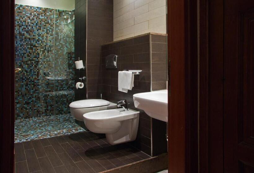 اتاق خانوادگی, Corsaro Etna Hotel&spa