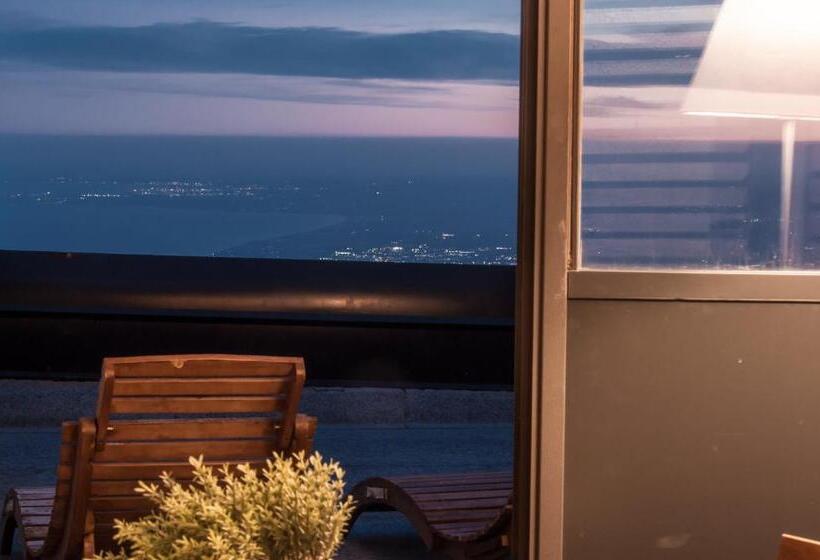 Superior Room with Terrace, Corsaro Etna Hotel&spa
