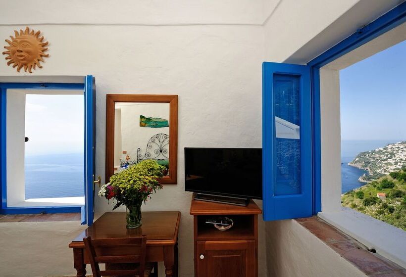 اتاق استاندارد چهار تخته, La Casa Del Melograno