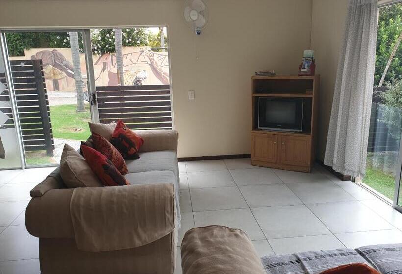Семейный Номер, Amakaya Backpackers Travelers Accommodation