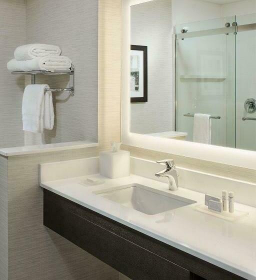 Стандартный Номер Кровать Кинг, Fairfield By Marriott Waterbury Stowe