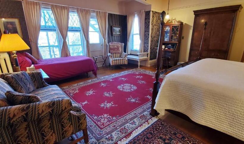 Номер Стандарт Трехместный, Saravilla Bed & Breakfast