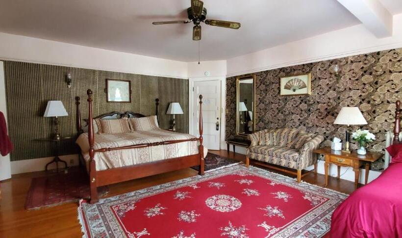 Номер Стандарт Трехместный, Saravilla Bed & Breakfast