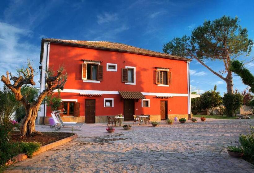 اتاق خانوادگی با چشم‌انداز باغ, B&b La Chora Di Paestum