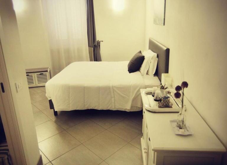 اتاق استاندارد, La Terrazza Vercelli Bed & Charme