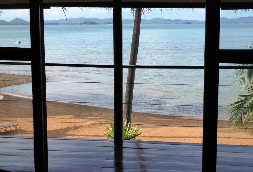 Бунгало Стандарт, Amber Sands Beach Resort