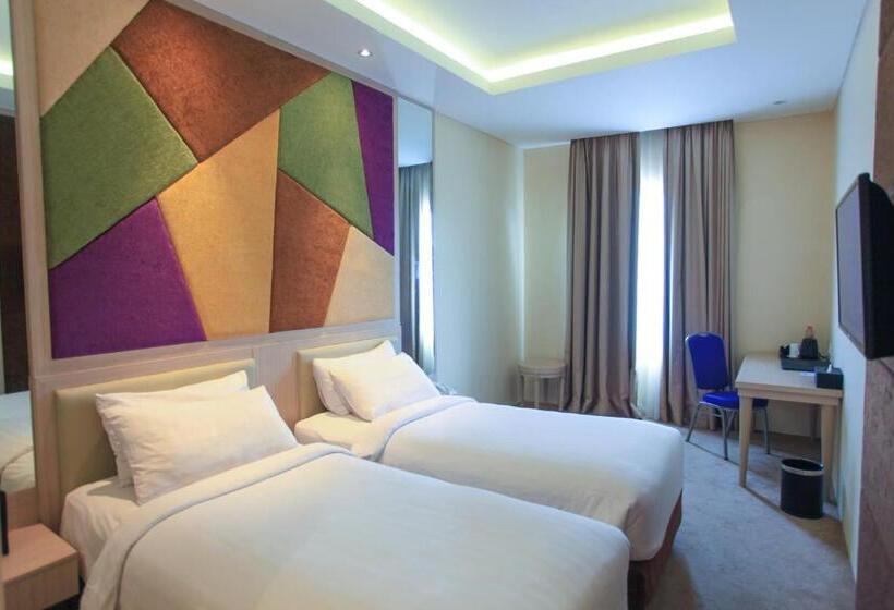 高级大房间, W Three Premier Hotel Lagaligo