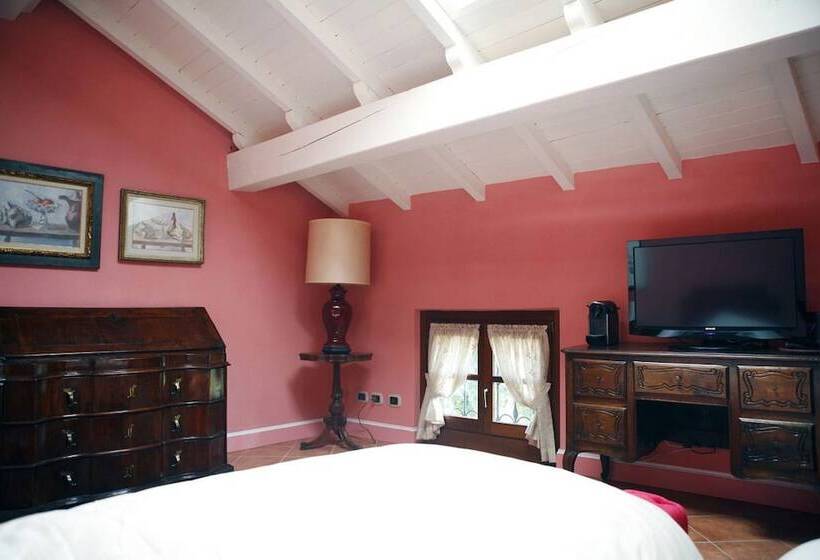 Suite, La Torre Dei Canonici