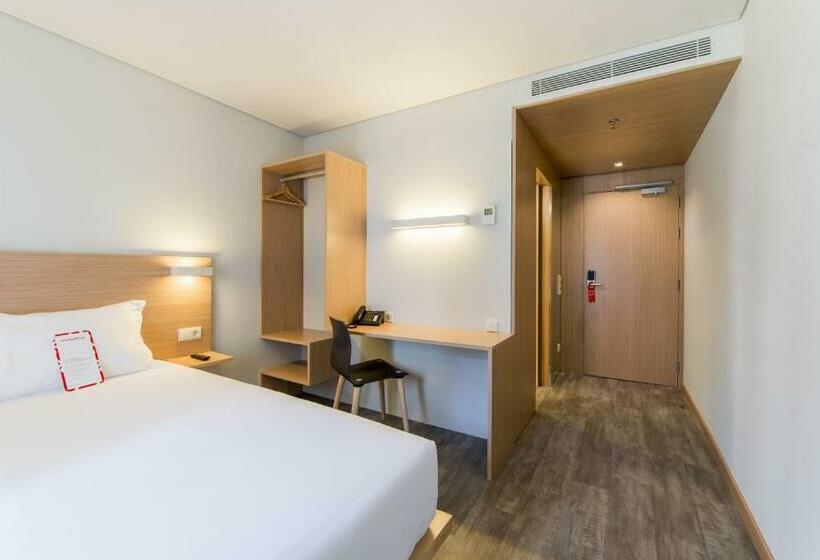 Номер Стандарт, Moov Hotel Porto Norte