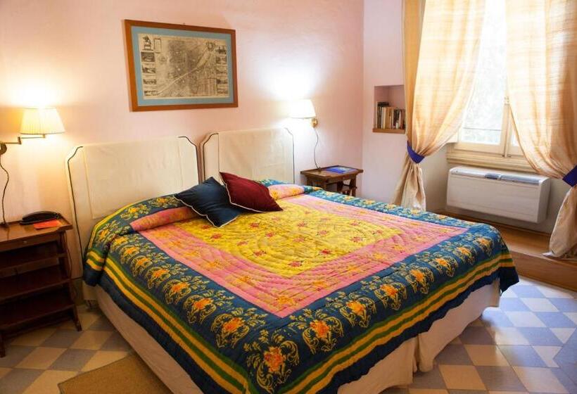 اتاق کلاسیک, Residenza Johanna I
