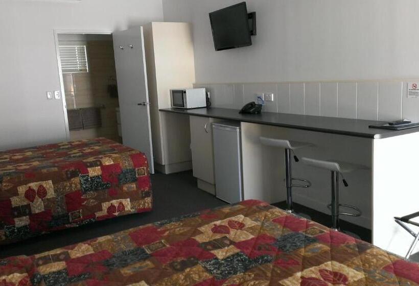 Четырехместный Номер Стандарт, Gunnedah Lodge Motel
