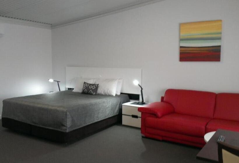 Люкс с Балконом, Gunnedah Lodge Motel