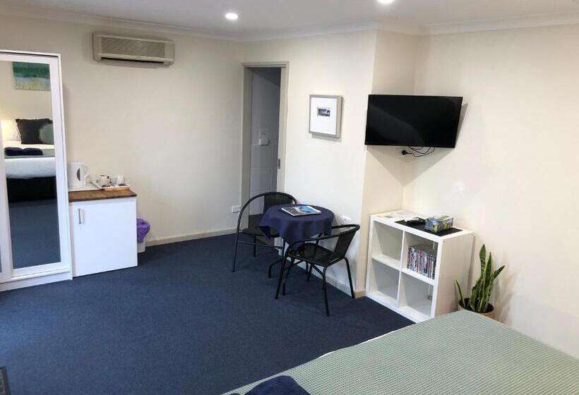 اتاق استاندارد با تخت بزرگ برای معلولان, Observatory Guesthouse   Adults Only