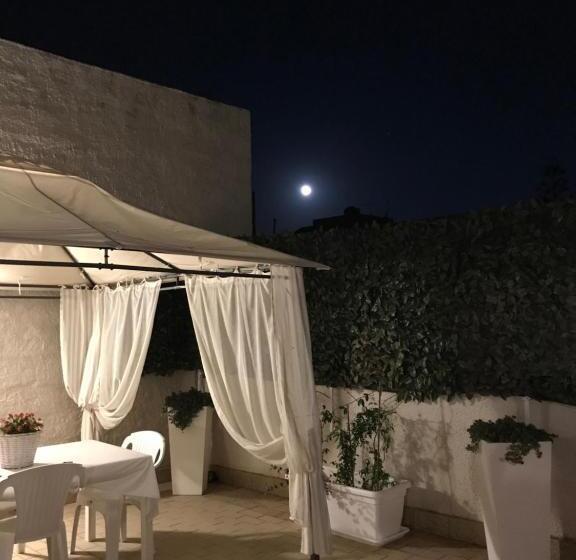 带2个卧室的公寓, Trapani Home