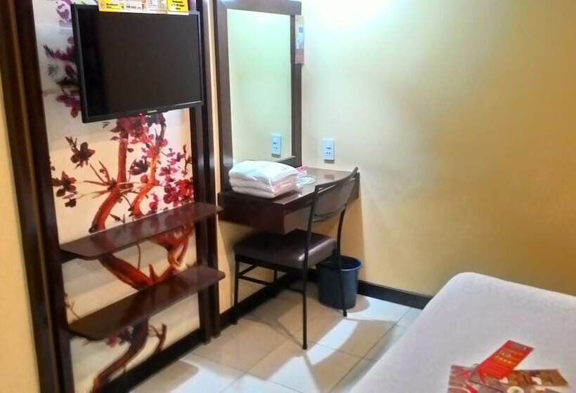 اتاق لوکس, Sogo Edsa Cubao