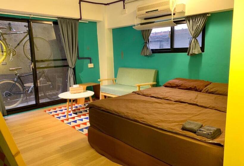اتاق استاندارد, Leo Ho Hostel