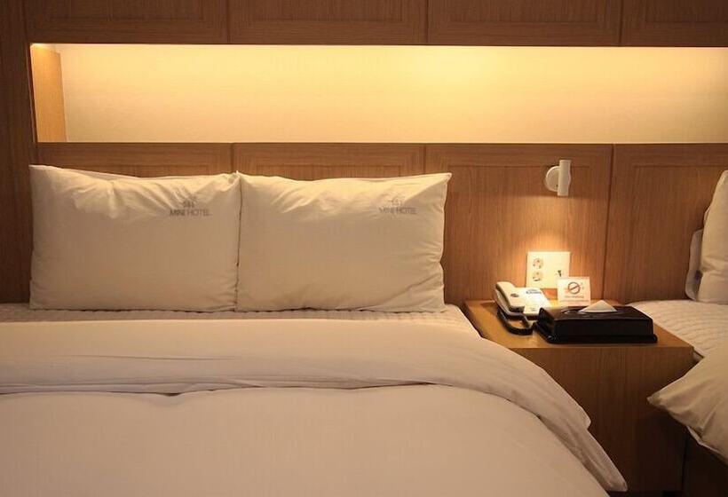 Номер Deluxe, Mini Hotel 141