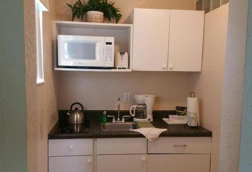 Студия Стандарт, Blind Pass Resort Motel
