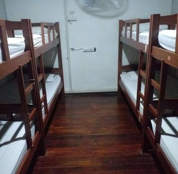 Familienzimmer, Discovery Malacca Hostel