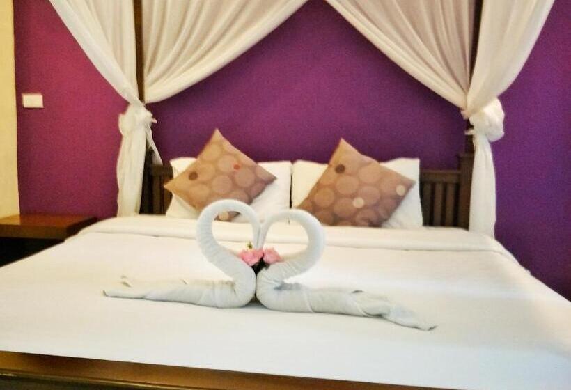 Номер Deluxe Кровать Кинг, Blue House Sukhothai