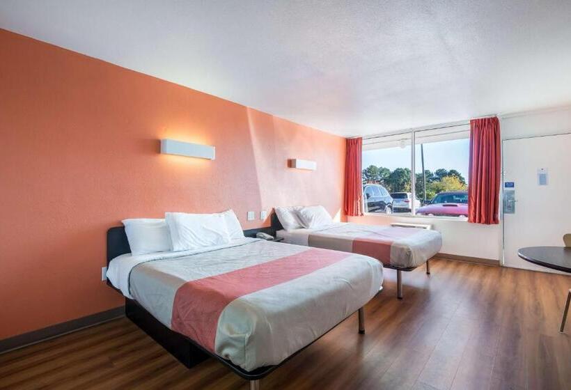 디럭스 룸, Motel 6 Connellys Springs, Nc