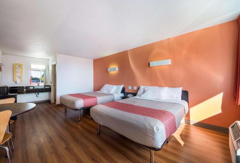 디럭스 룸, Motel 6 Connellys Springs, Nc