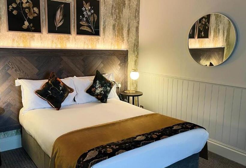 اتاق استاندارد, Alderley Edge
