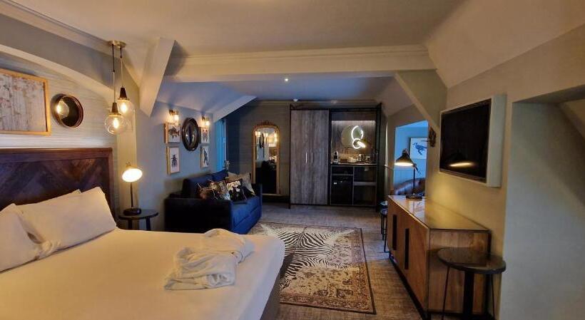سوییت, Alderley Edge