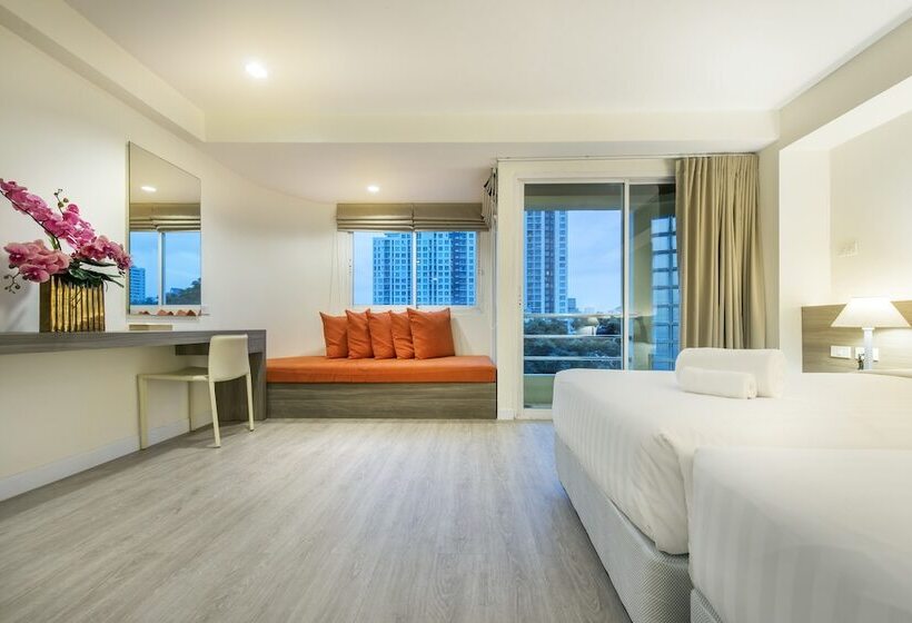 اتاق لوکس با بالکن, Le Tada Residence